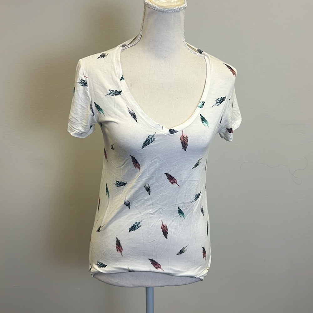 Mudd Everyday Tee in Cream